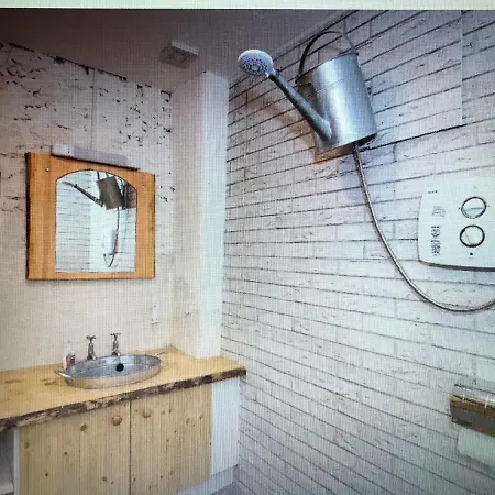 The Cuddly Cow Farm Apartment *